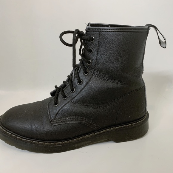 dr martens vegetarian shoes